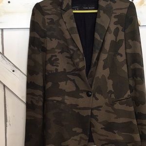 Zara Camo blazer